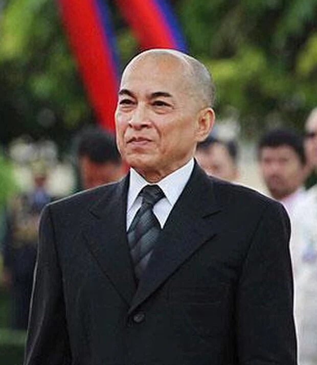 캄보디아 시아누크 전 국왕은 전후 히로히토 당시 천황을 격려 때문에 일본 방문하는 대일 전후 배상 청구권을 